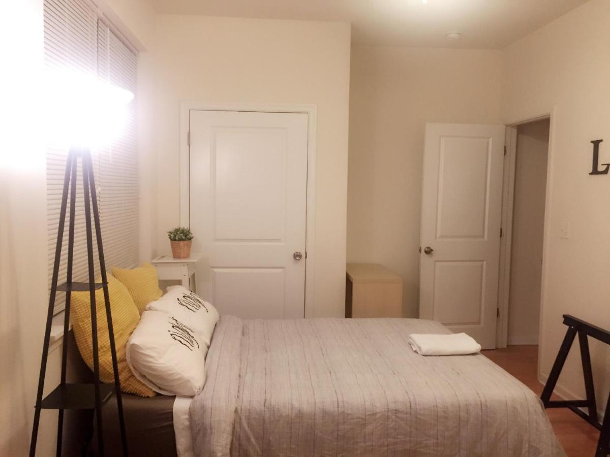 Cozy Bedrooms At University City In Philadelphia Exterior photo